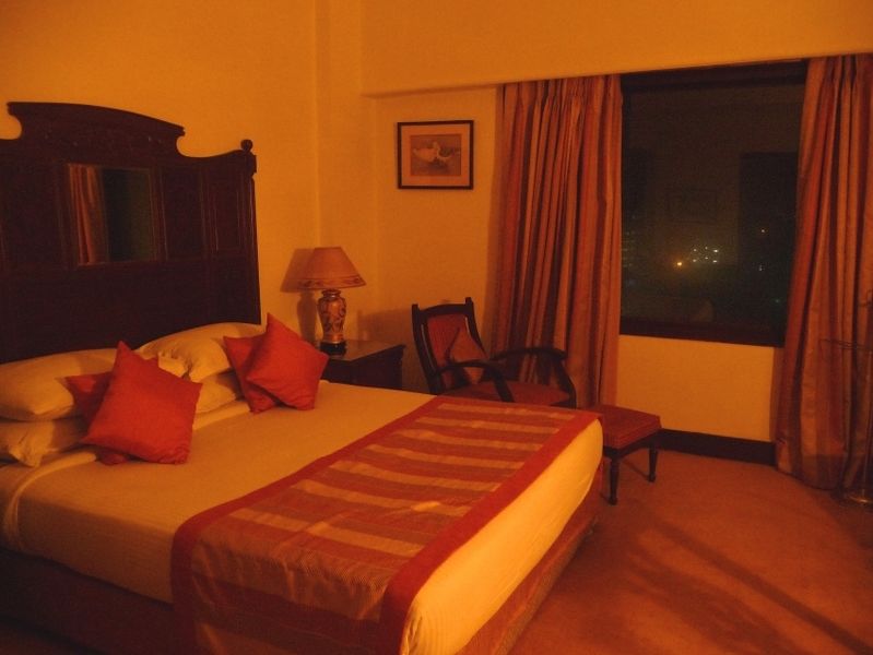 Hotel Hindusthan International, Калькутта Экстерьер фото