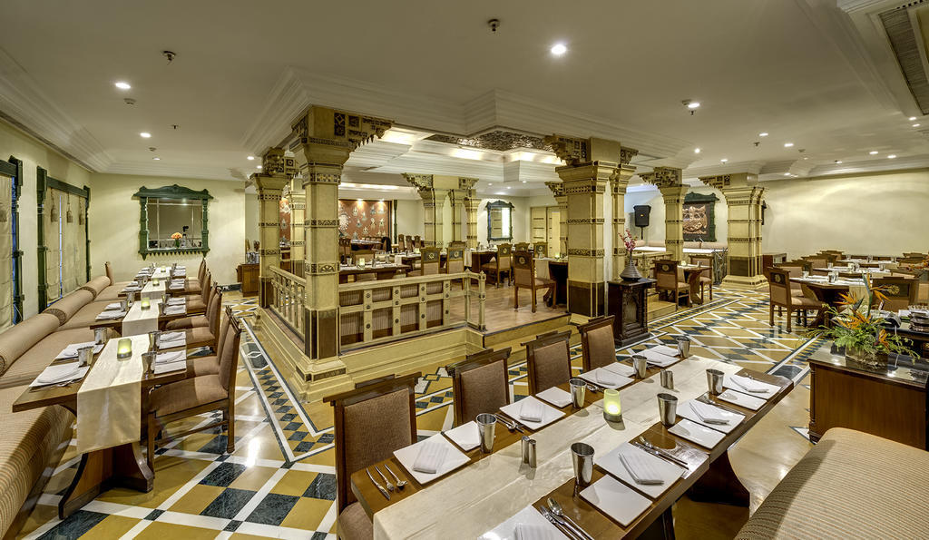 Hotel Hindusthan International, Калькутта Экстерьер фото